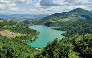 Картинка природа, пейзаж, озеро, горы, зелень, небо, вода