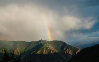 Картинка радуга, горы, природа, пейзаж, небо, облака, свет