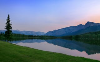 Картинка озеро, горы, природа, пейзаж, лес, закат, отражение
