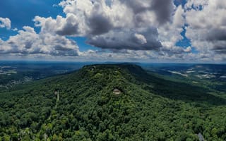 Картинка природа, горы, пейзаж, облака, лес, вид, небо, отдых, путешествие, красота