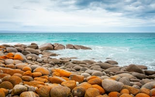 Картинка море, камни, пейзаж, природа, побережье, горы, облака