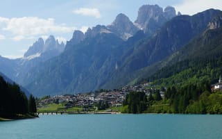 Картинка горы, озеро, природа, пейзаж, город, лес, небо