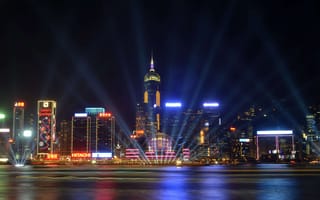 Картинка Гонконг, ночной город, неоновые огни, архитектура, городской пейзаж, световое шоу, река