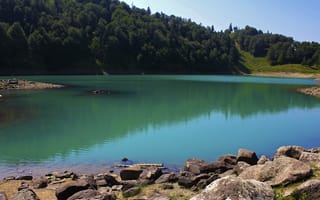 Картинка озеро, природа, горы, пейзаж, вода, лес, камни