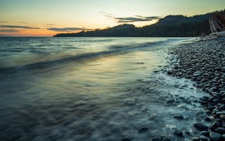 Картинка море, пейзаж, закат, камни, природа, пляж, лес