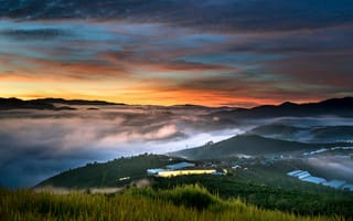 Картинка пейзаж, закат, горы, облака, природа, туман, красота