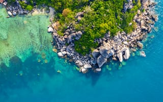 Картинка остров, море, природа, пейзаж, воды, скалы, зелень