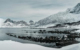 Картинка пейзаж, горы, зима, снег, озеро, природа, холод