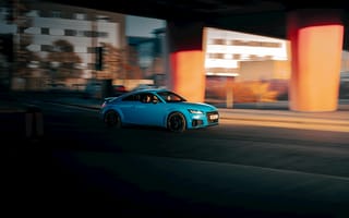 Картинка автомобиль, синий, спорткар, движение, город, архитектура, день