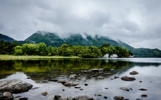 Картинка природа, озеро, горы, облака, лес, пейзаж, камни