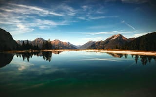Картинка горы, озеро, природа, пейзаж, небо, отражение, лес, мир