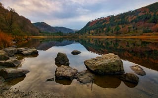 Картинка природа, озеро, горы, камни, отражение, пейзаж, осень