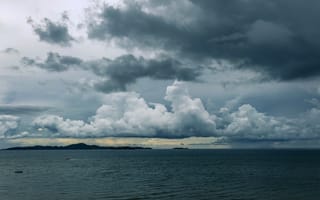 Картинка море, облака, пейзаж, природа, горы, небо, тишина