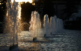 Картинка фонтан, вода, закат, пейзаж, природа, отражение, красота