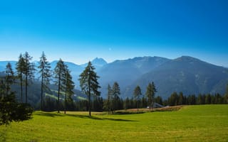 Картинка пейзаж, горы, деревья, небо, природа, зелень, лето