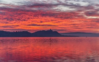 Картинка закат, озеро, природа, пейзаж, небо, отражение, горы