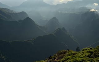 Картинка горы, пейзаж, природа, туман, свет, высота, зелень