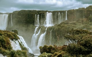 Картинка водопад, природа, пейзаж, зелень, горы, мгла, вода