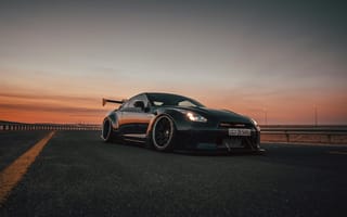 Картинка автомобиль, спорткар, закат, дорога, тюнинг, черный, мощность