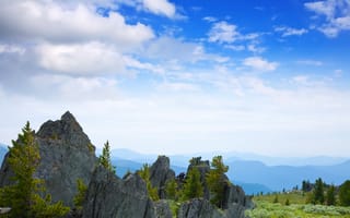 Картинка природа, горы, небо, камни, лес, пейзаж, отдых