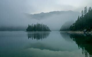Картинка озеро, туман, природа, горы, отражение, пейзаж, лес