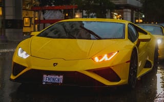 Картинка ламборгини, жёлтый, автомобиль, дождь, город, спорткар, ночь