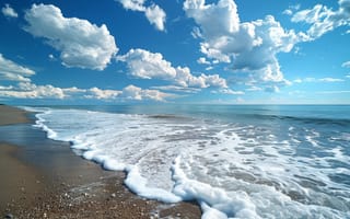 Картинка море, пляж, облака, небо, волны, пейзаж, природа, отдых, лето, солнце