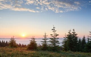 Картинка закат, природа, лес, горы, небо, туман, пейзаж