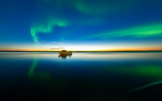 Картинка северное сияние, озеро, лодка, ночное небо, отражение, пейзаж, природа, спокойствие