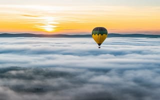 Картинка воздушный шар, закат, облака, пейзаж, небо, приключение, путешествие