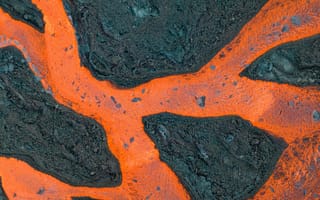 Картинка лавовая река, вулкан, природа, геология, пейзаж, горячая лава, черная земля