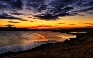 Картинка закат, природа, озеро, пейзаж, небо, дом, горы