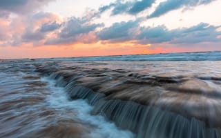 Картинка море, закат, волны, пейзаж, природа, облака, песок