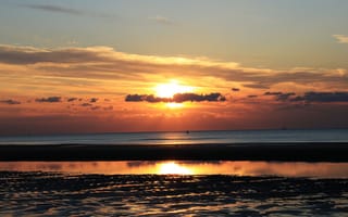 Картинка закат, море, пейзаж, небо, облака, отражение, природа, тишина, красота