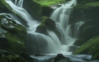 Картинка водопад, природа, камни, мох, поток, лес, вода, пейзаж, тишина, зелень