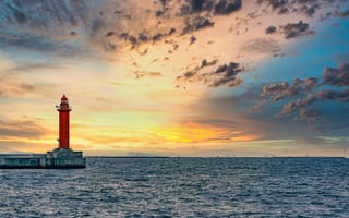 Картинка маяк, закат, море, облака, пейзаж, природа, водоем