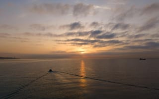 Картинка закат, море, лодка, небо, облака, пейзаж, спокойствие