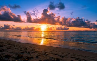 Картинка закат, море, пейзаж, облака, пляж, природа, красота