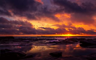 Картинка закат, море, облака, природа, пейзаж, камни, отражение