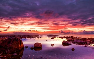 Картинка закат, природа, водоем, камни, небо, пейзаж, отражение