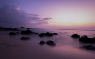 Картинка море, закат, пейзаж, камни, песок, небо, природа