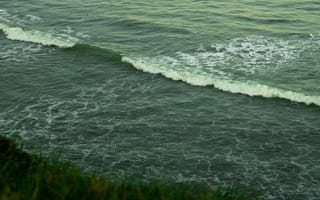 Картинка море, волны, природа, пейзаж, берег, вода, зелень