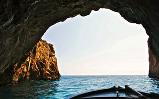 Картинка океан, море, пещера, лодка, Утес, рок