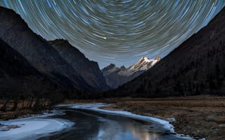 Картинка горы, гора, природа, река, ночь, звезды, звезда, астрофотография, зима