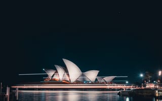 Картинка города, здания, дома, город, Сиднейский оперный театр, Сиднейский театр, театр, Сидней, Австралия, ночной город, ночь, огни, подсветка, вечер, сумерки, современный
