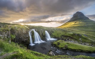 Картинка горы, гора, природа, Киркьюфедль, водопад, пейзаж, Исландия, облачно, облачный, облака, тучи, облако, небо, солнце