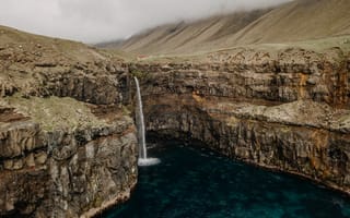 Картинка природа, скала, водопад, вода, гора