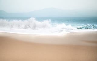 Картинка океан, море, вода, природа, волна, брызги, всплеск, берег, побережье, песок, песчаный, пляж, голубой, бирюзовый