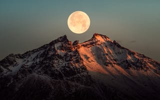 Картинка гора, камень, ночь, Луна, вечер, Сумерки