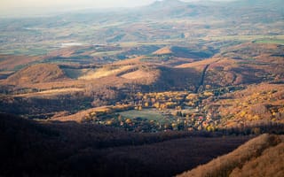 Картинка осень, осенние, время года, сезоны, сезонные, пейзаж, природа, холм, лес, деревья, дерево